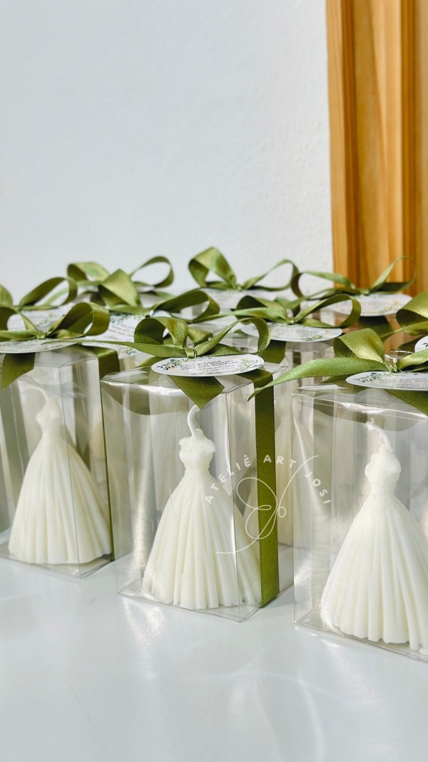 Lembrancinha vestido de vela - essência Flores do Campo